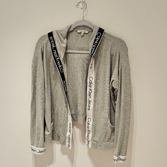 Calvin Klein Contrast Trim Hooded Sweatshirt S Heather Grey - Picture 2 of 6